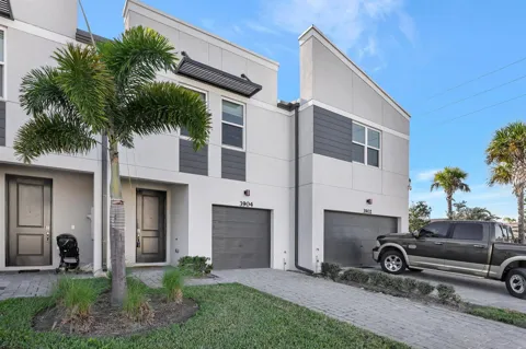 3904 SE 3904 Se Caladium Court