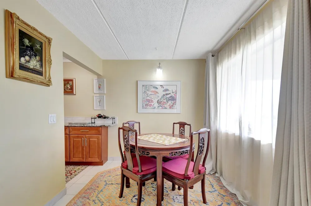 400 Village Green Circle W #212 Palm Springs, FL 33461