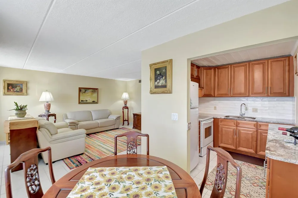 400 Village Green Circle W #212 Palm Springs, FL 33461