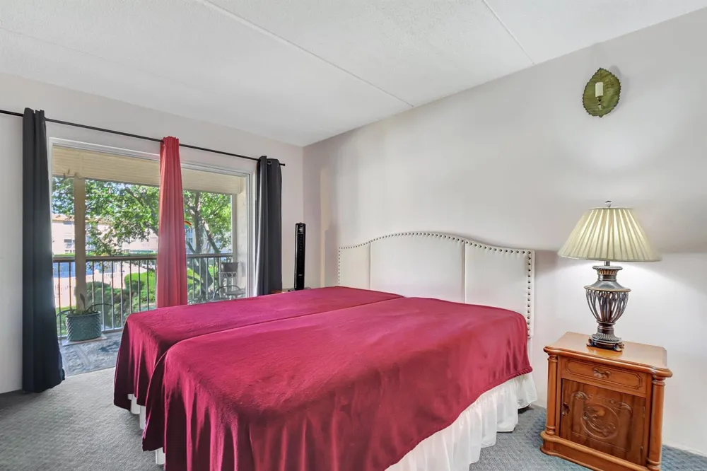 400 Village Green Circle W #212 Palm Springs, FL 33461