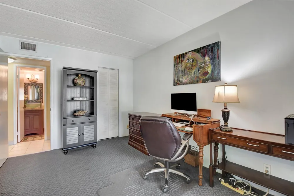 400 Village Green Circle W #212 Palm Springs, FL 33461
