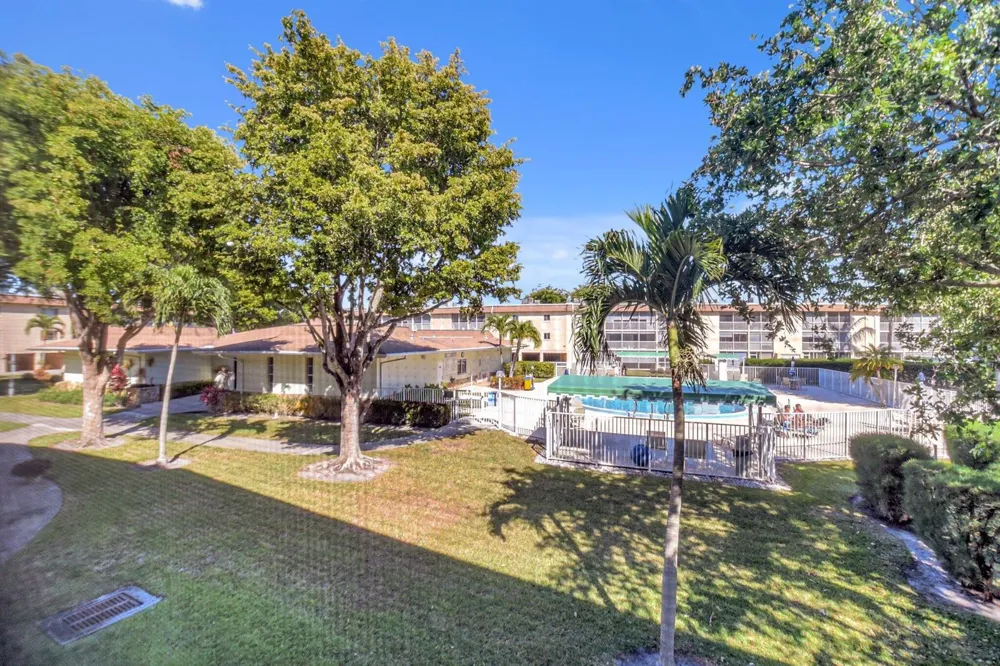 400 Village Green Circle W #212 Palm Springs, FL 33461