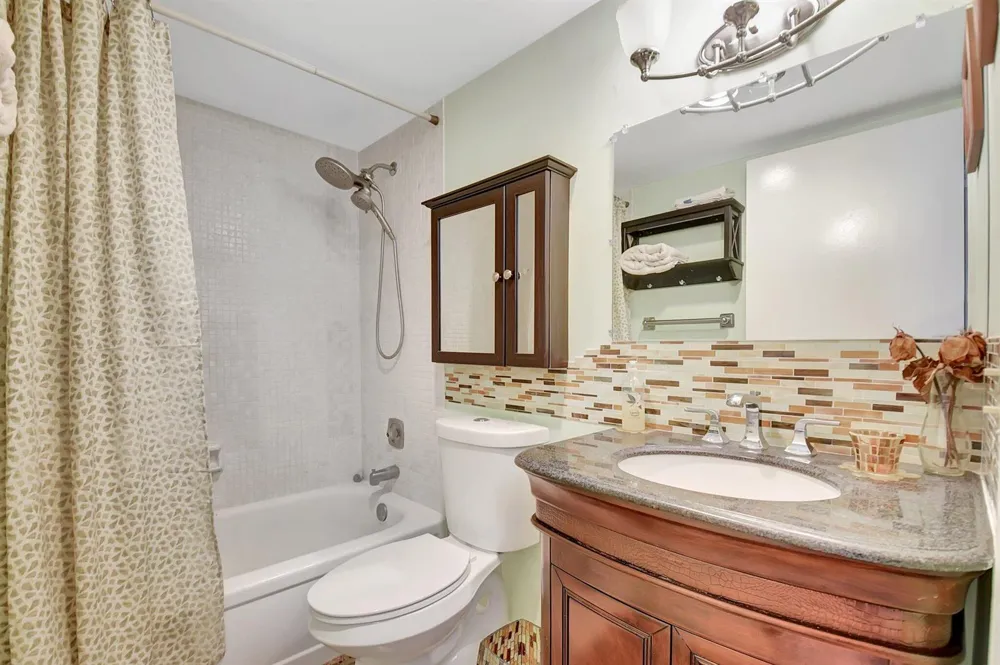 400 Village Green Circle W #212 Palm Springs, FL 33461
