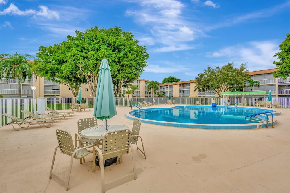400 Village Green Circle W #212 Palm Springs, FL 33461