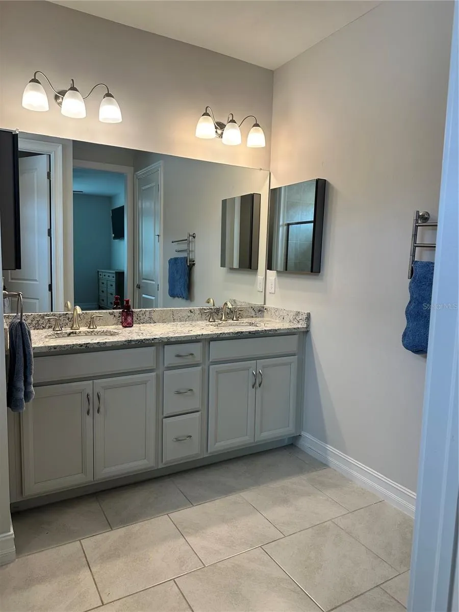 1871 BRADDOCK AVENUE North Port, FL 34288