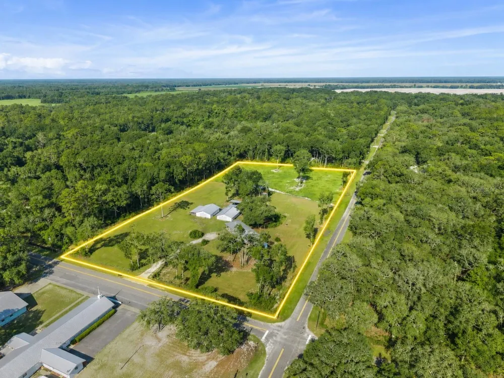 12450 NW 85TH AVENUE Chiefland, FL 32626