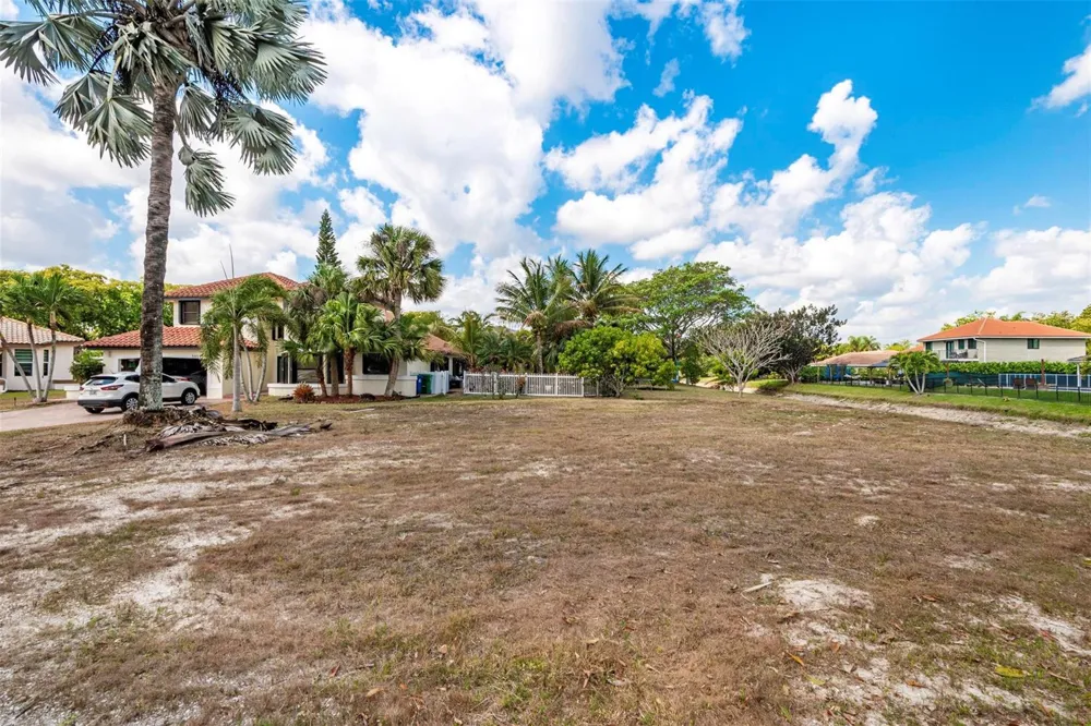 5939 NW 52nd Street Coral Springs, FL 33067