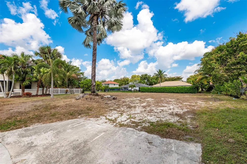 5939 NW 52nd Street Coral Springs, FL 33067