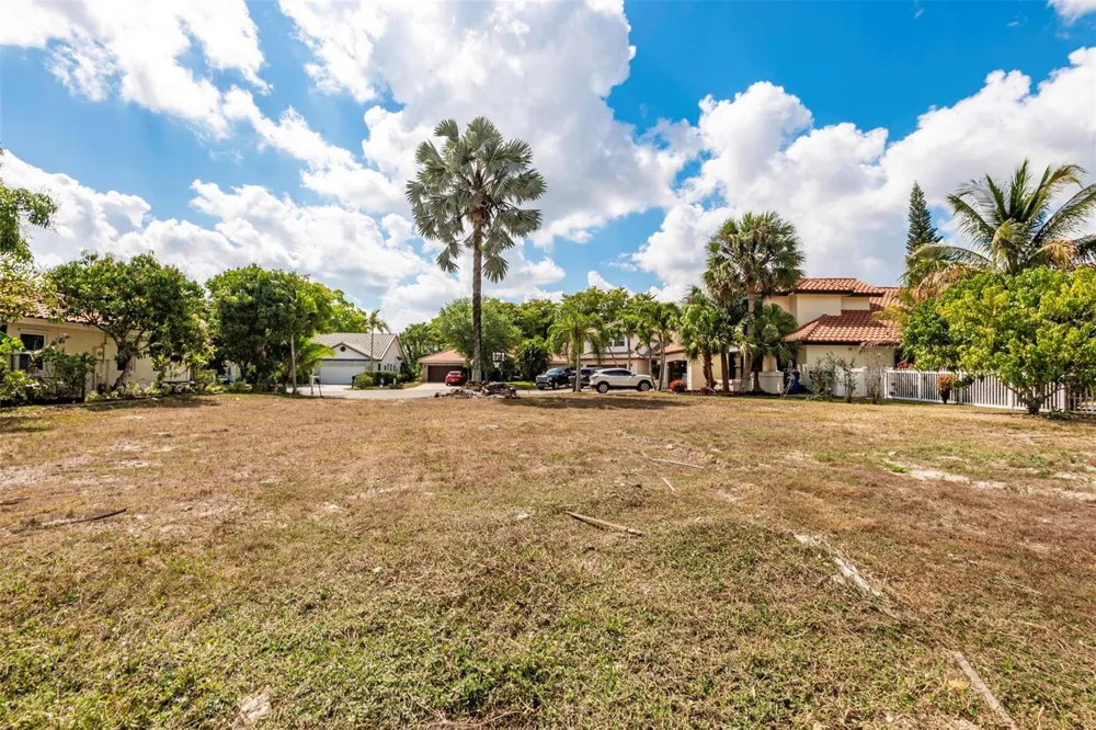 5939 NW 52nd Street Coral Springs, FL 33067