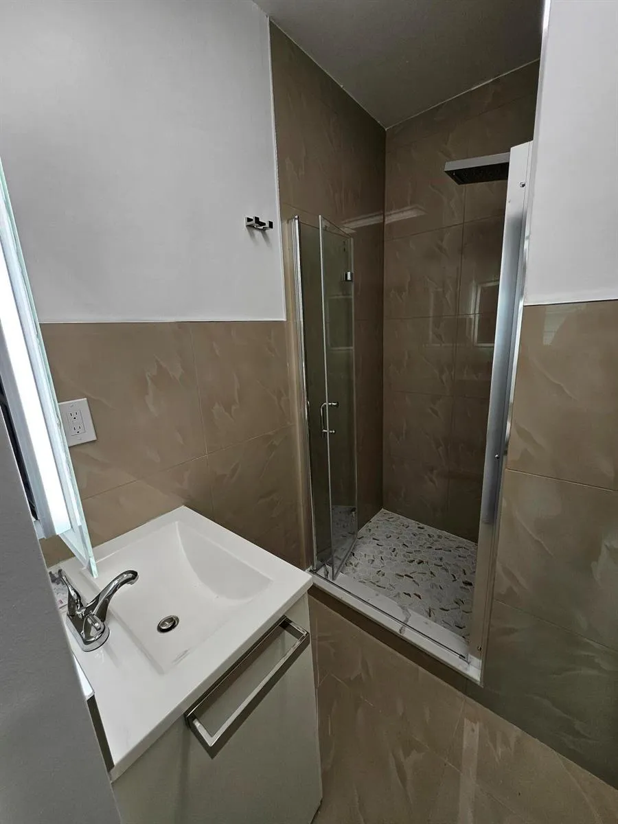 701 SW 8th Avenue Delray Beach, FL 33444