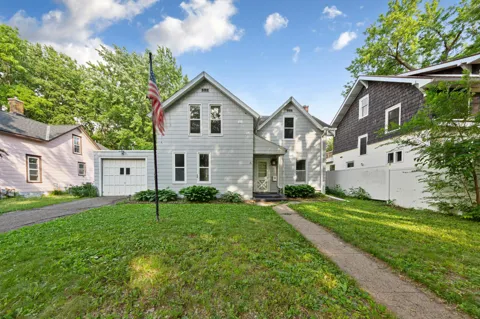 1617 4th Street