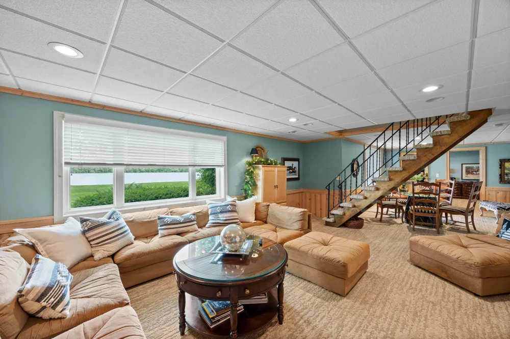 830 Lakewood Drive SW Hutchinson, MN 55350