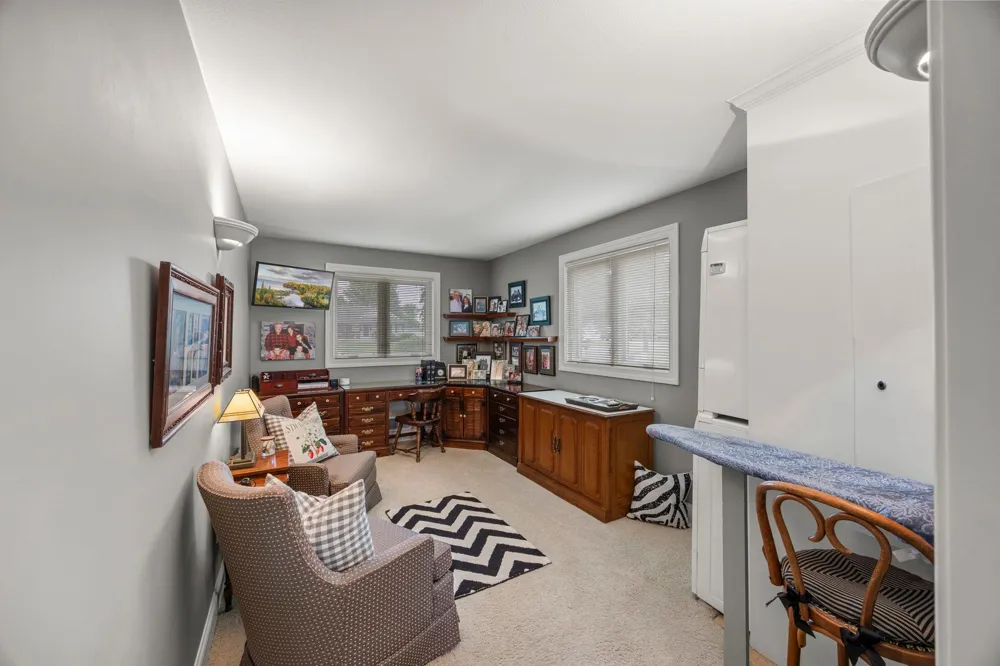 830 Lakewood Drive SW Hutchinson, MN 55350