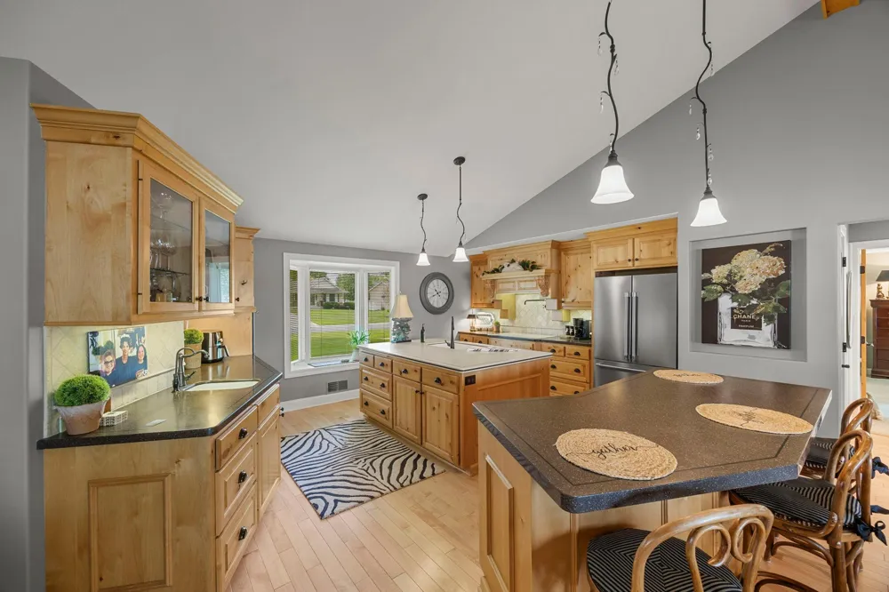 830 Lakewood Drive SW Hutchinson, MN 55350