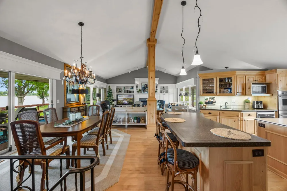 830 Lakewood Drive SW Hutchinson, MN 55350