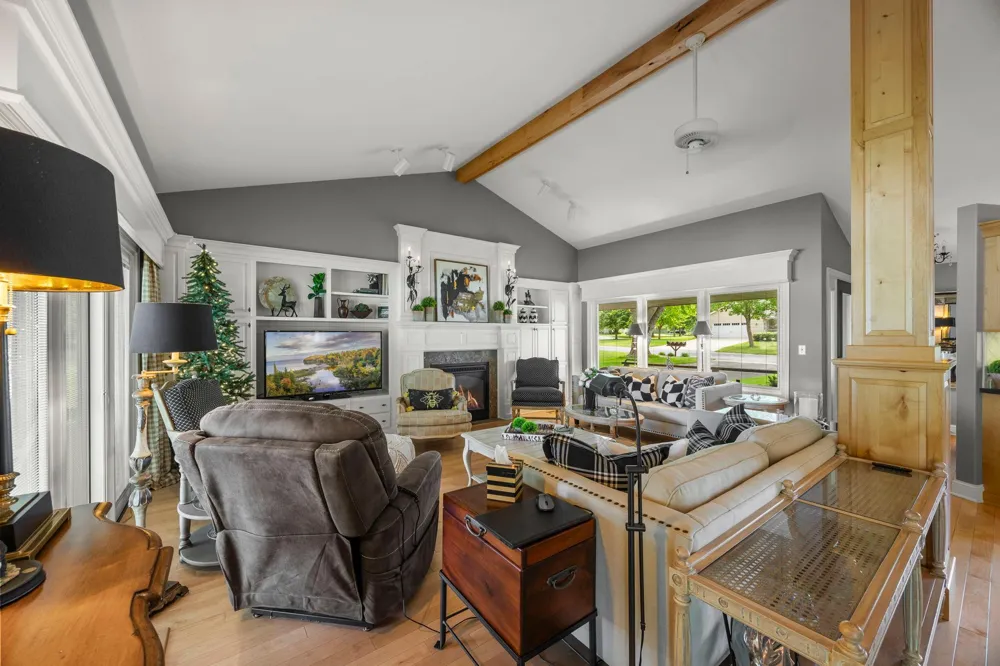 830 Lakewood Drive SW Hutchinson, MN 55350