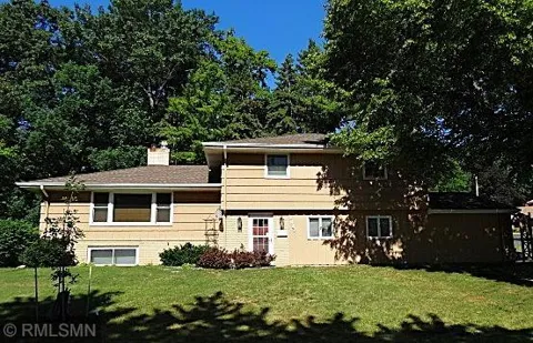 1627 Deerwood Drive