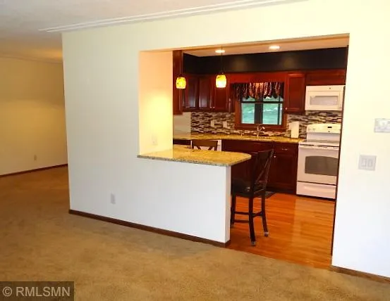 1627 Deerwood Drive South Saint Paul, MN 55075