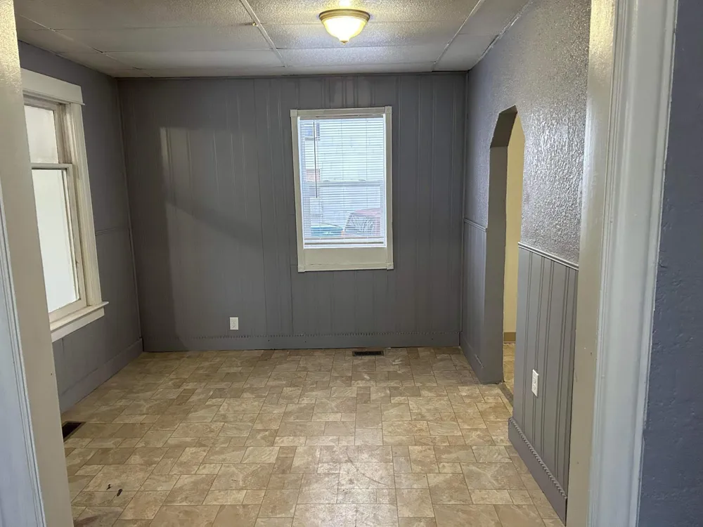 1019 Paulson Avenue Worthington, MN 56187