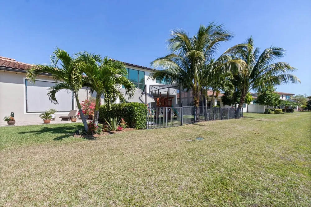 8451 Grand Prix Lane Boynton Beach, FL 33472
