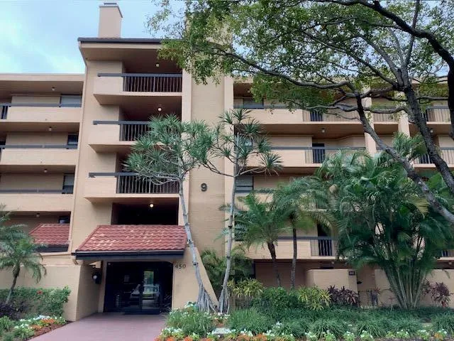 450 Egret Circle #9209 Delray Beach, FL 33444