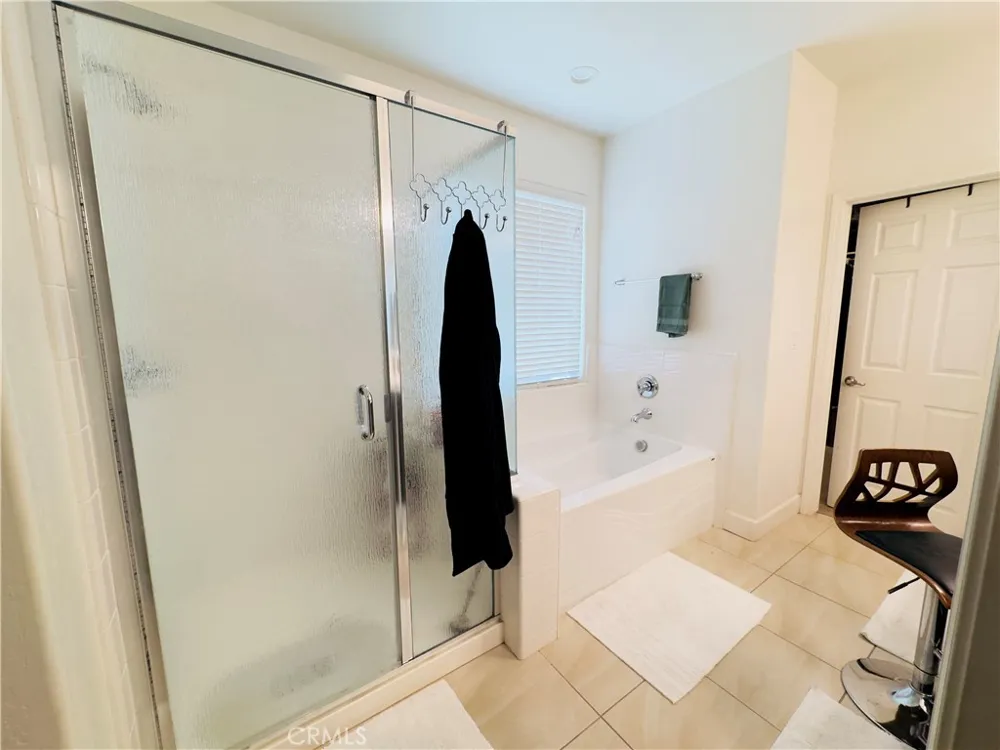 1849 W Porter Visalia, CA 93291