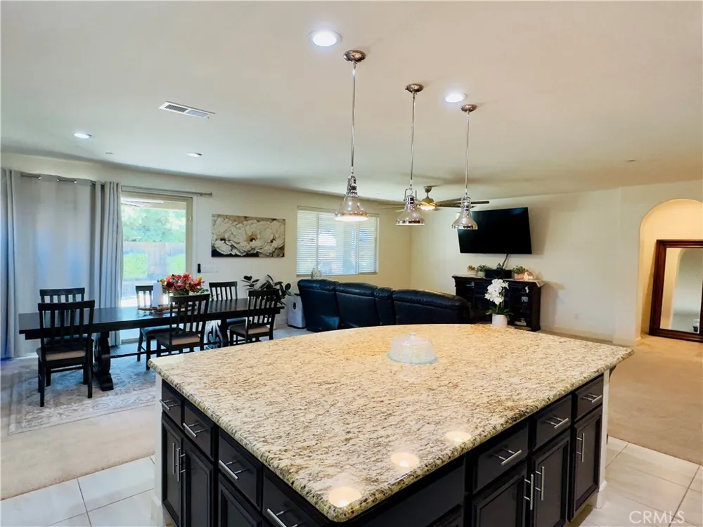 1849 W Porter Visalia, CA 93291