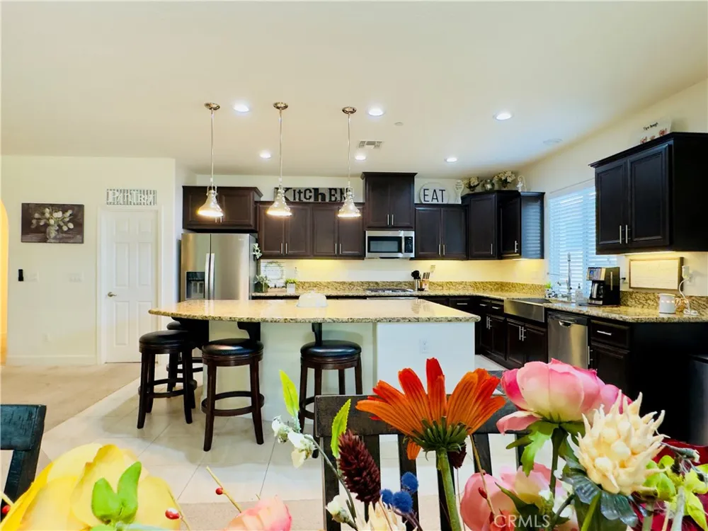 1849 W Porter Visalia, CA 93291
