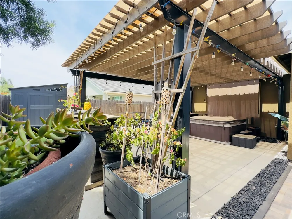1849 W Porter Visalia, CA 93291