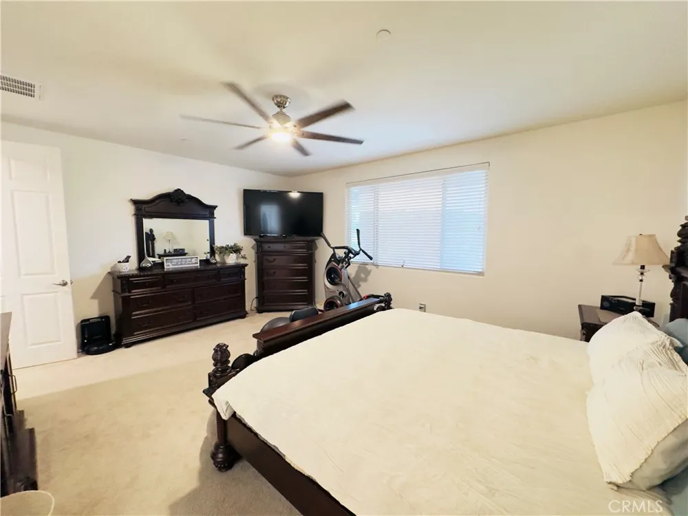 1849 W Porter Visalia, CA 93291