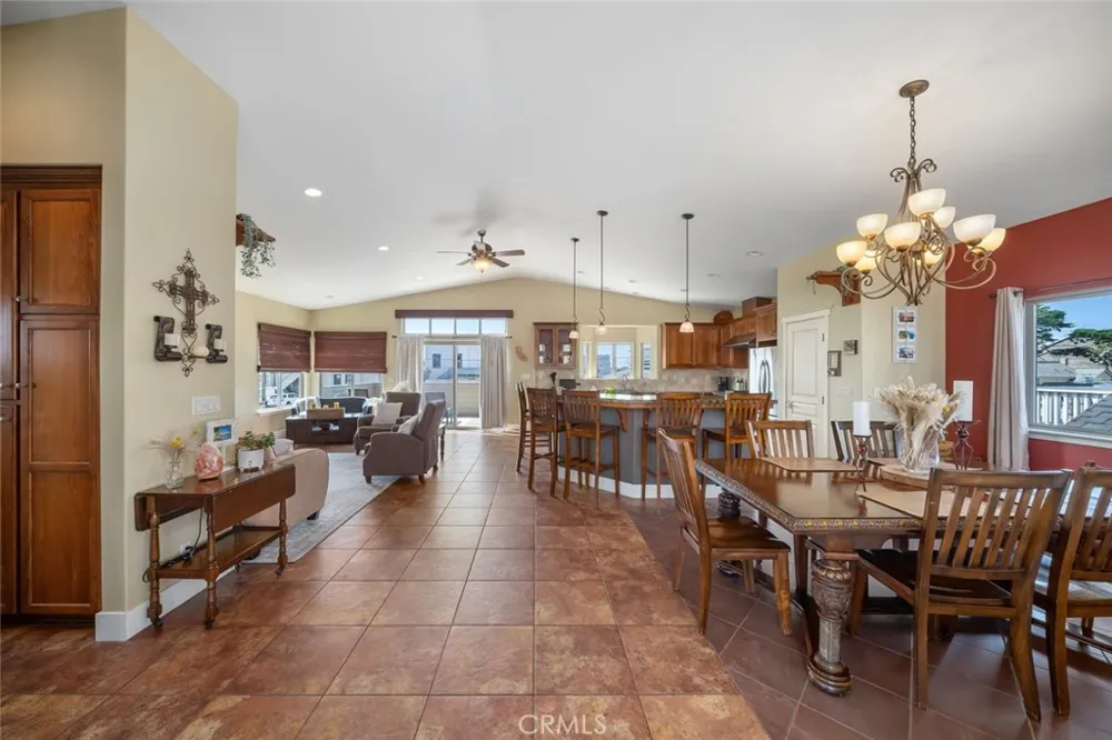 159 Ash Avenue Cayucos, CA 93430