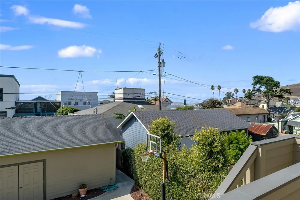159 Ash Avenue Cayucos, CA 93430