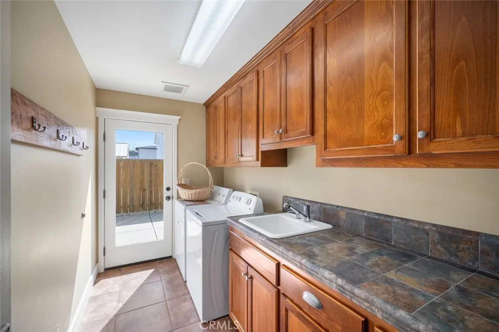 159 Ash Avenue Cayucos, CA 93430