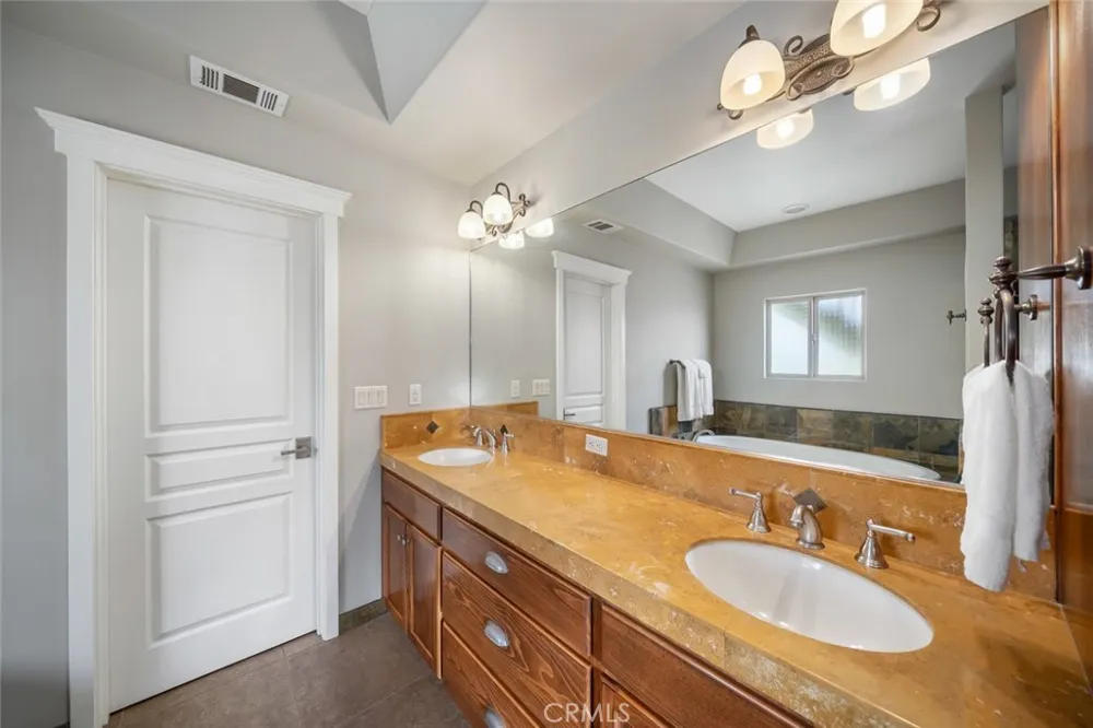 159 Ash Avenue Cayucos, CA 93430