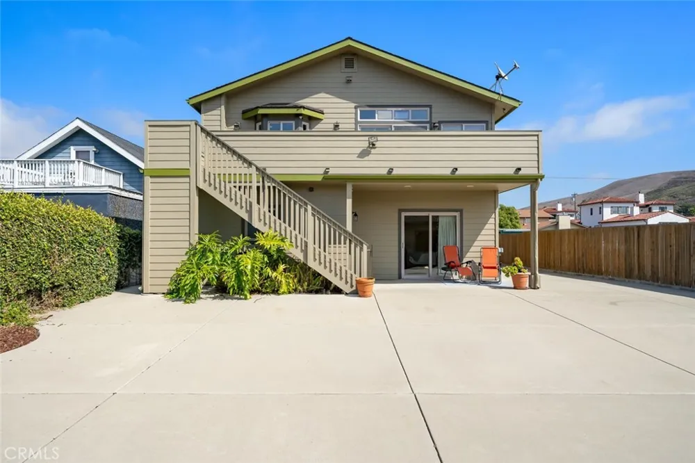 159 Ash Avenue Cayucos, CA 93430