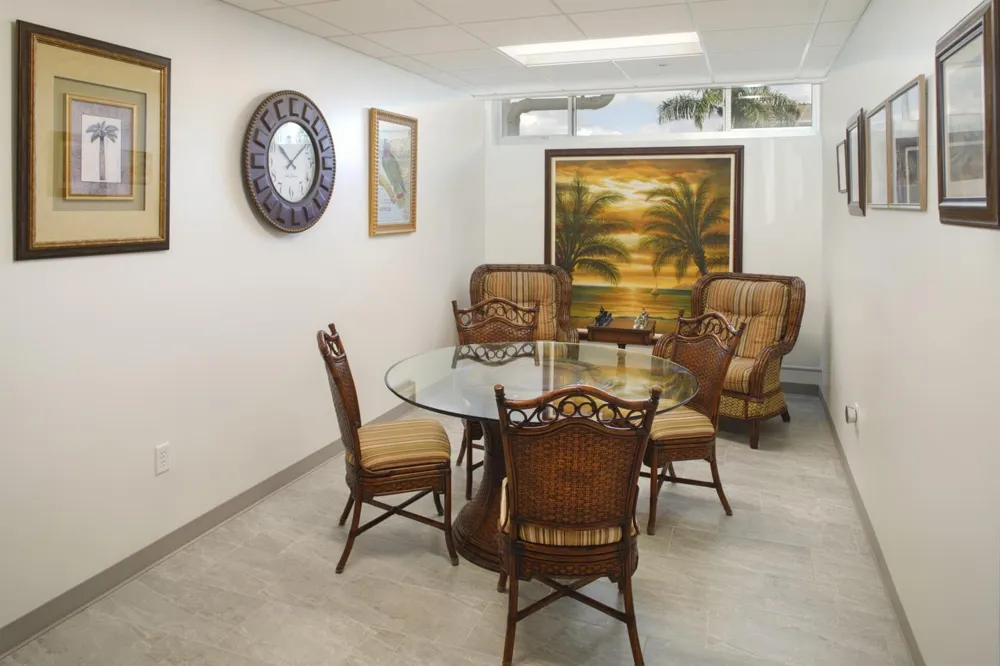 880 Horizons W #102 Boynton Beach, FL 33435
