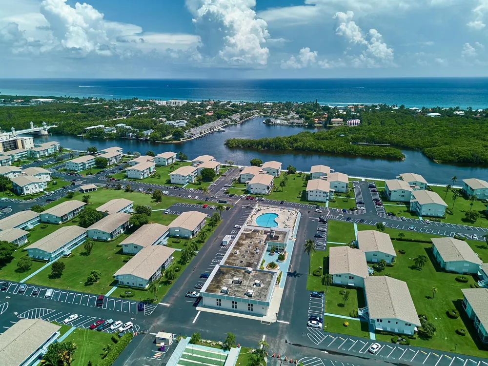 880 Horizons W #102 Boynton Beach, FL 33435