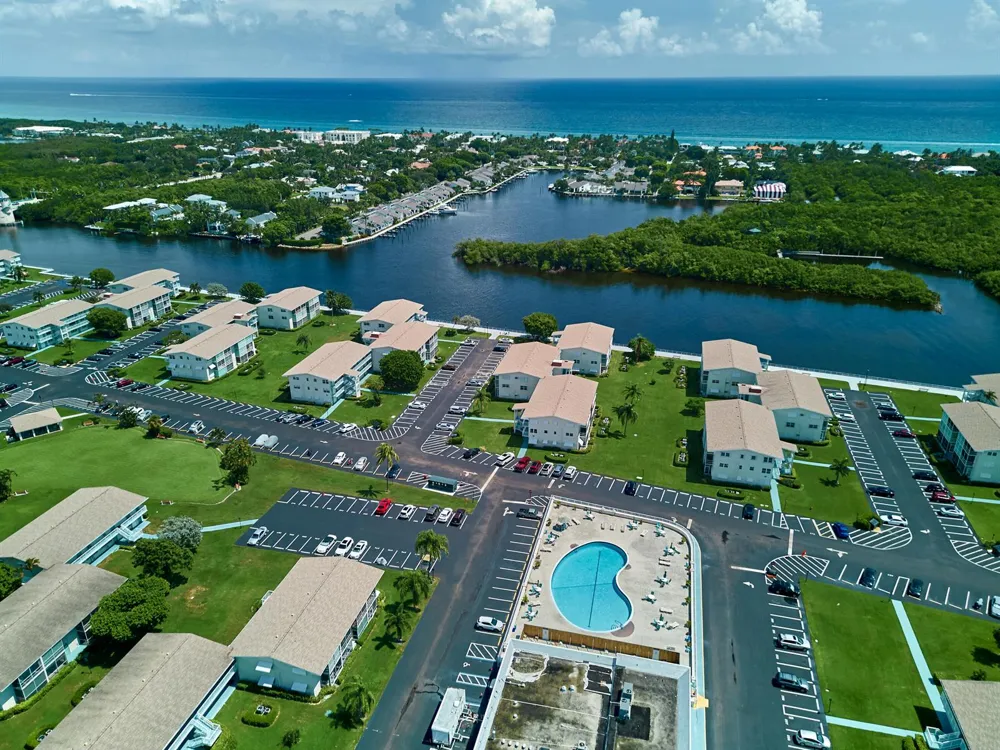 880 Horizons W #102 Boynton Beach, FL 33435