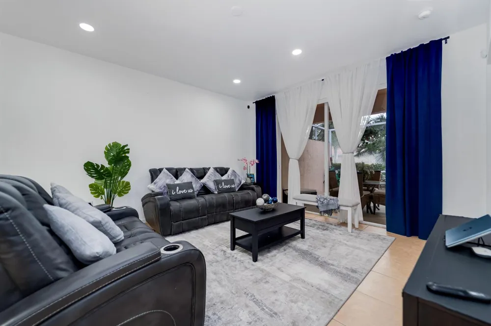 14190 Fall Creek Court Naples, FL 34114