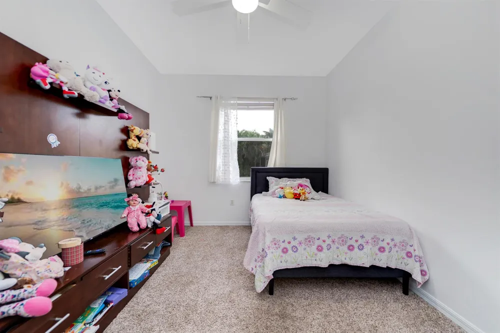 14190 Fall Creek Court Naples, FL 34114