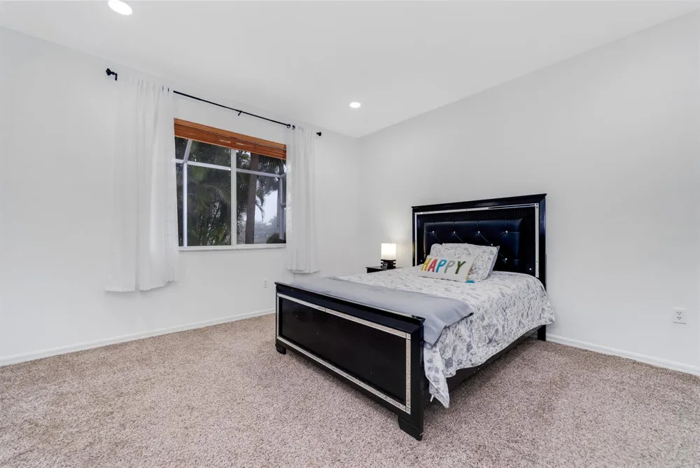 14190 Fall Creek Court Naples, FL 34114