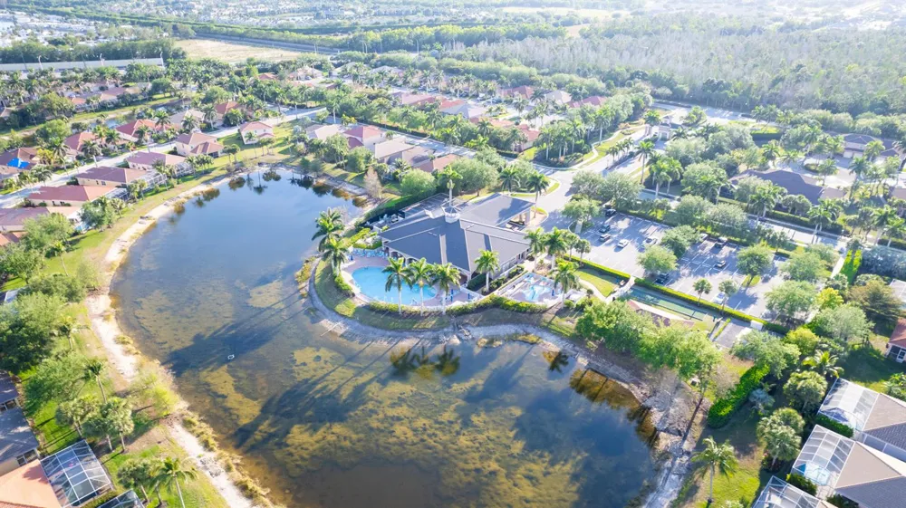 14190 Fall Creek Court Naples, FL 34114