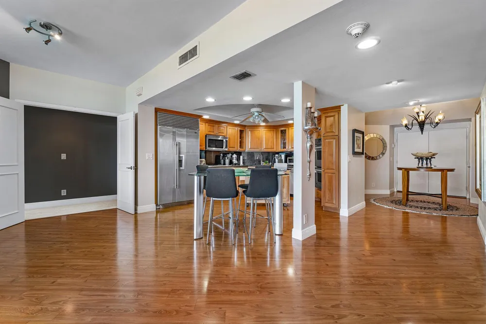 2000 S Ocean Boulevard #208n Palm Beach, FL 33480