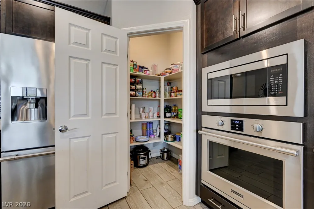1526 Quail Vista Court Logandale, NV 89021