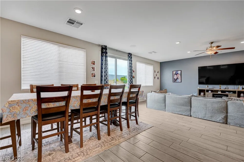 1526 Quail Vista Court Logandale, NV 89021