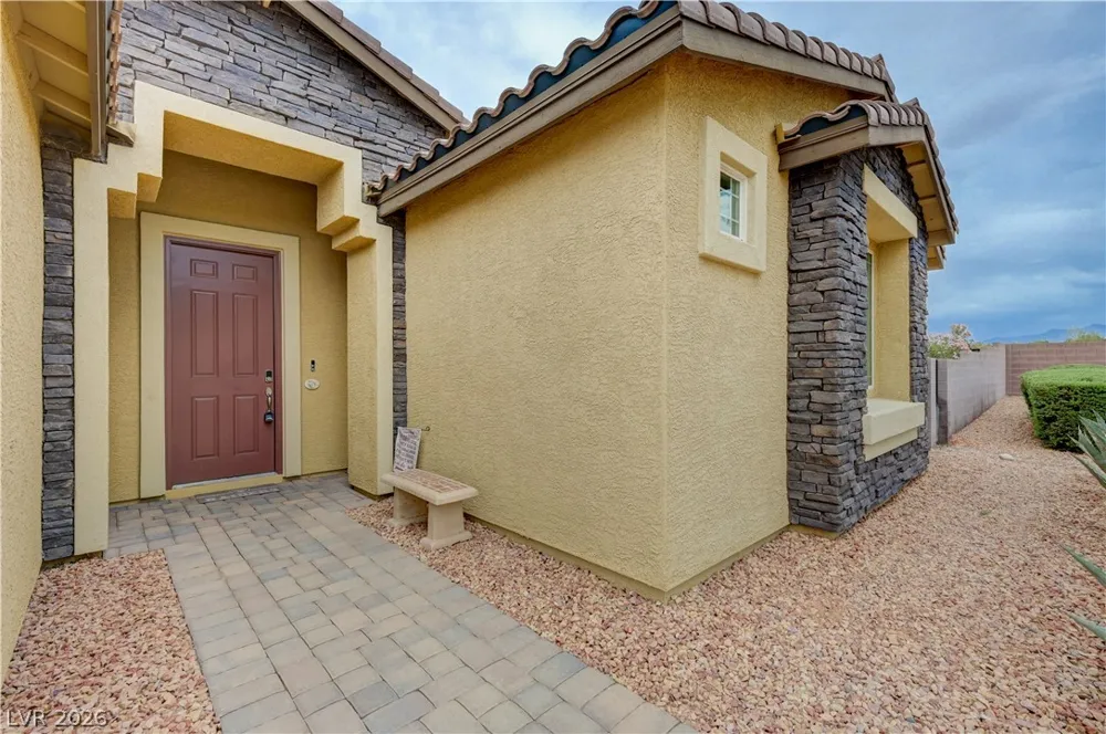 1526 Quail Vista Court Logandale, NV 89021