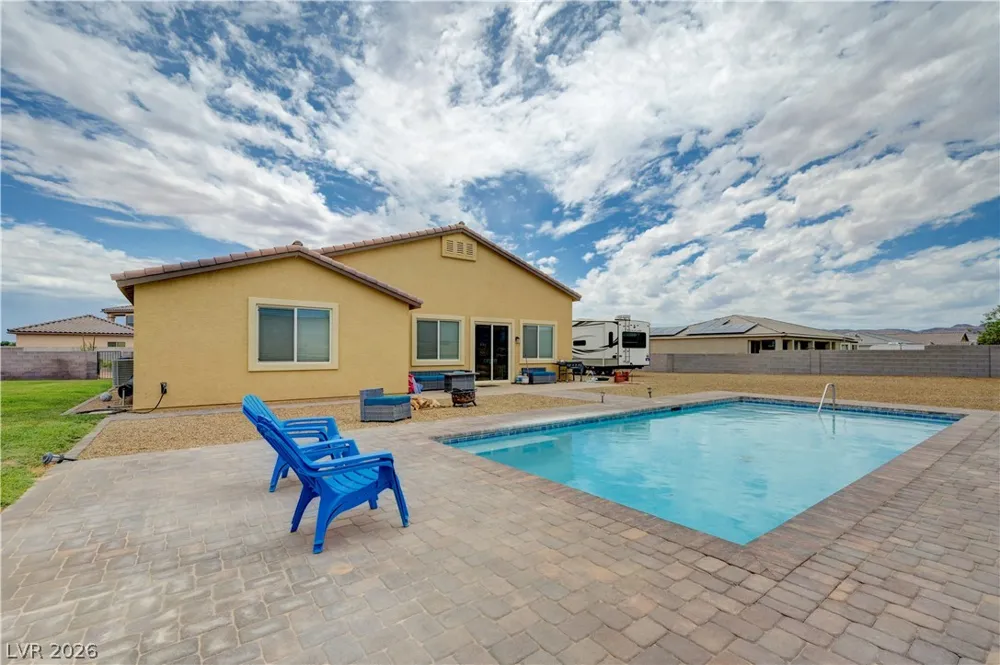 1526 Quail Vista Court Logandale, NV 89021