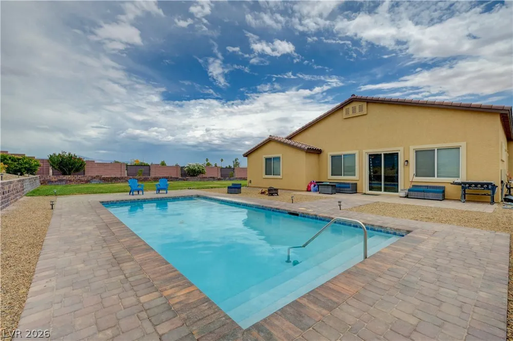 1526 Quail Vista Court Logandale, NV 89021