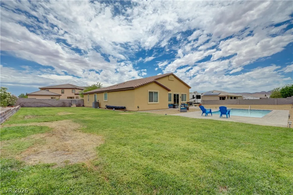 1526 Quail Vista Court Logandale, NV 89021