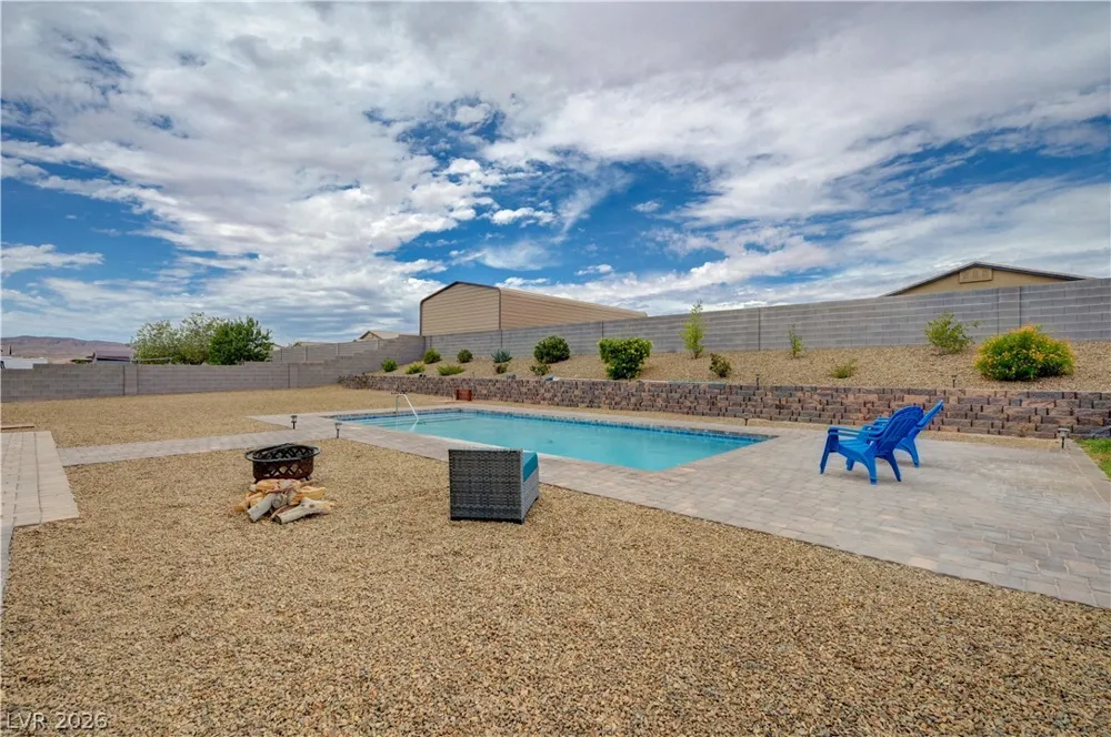 1526 Quail Vista Court Logandale, NV 89021